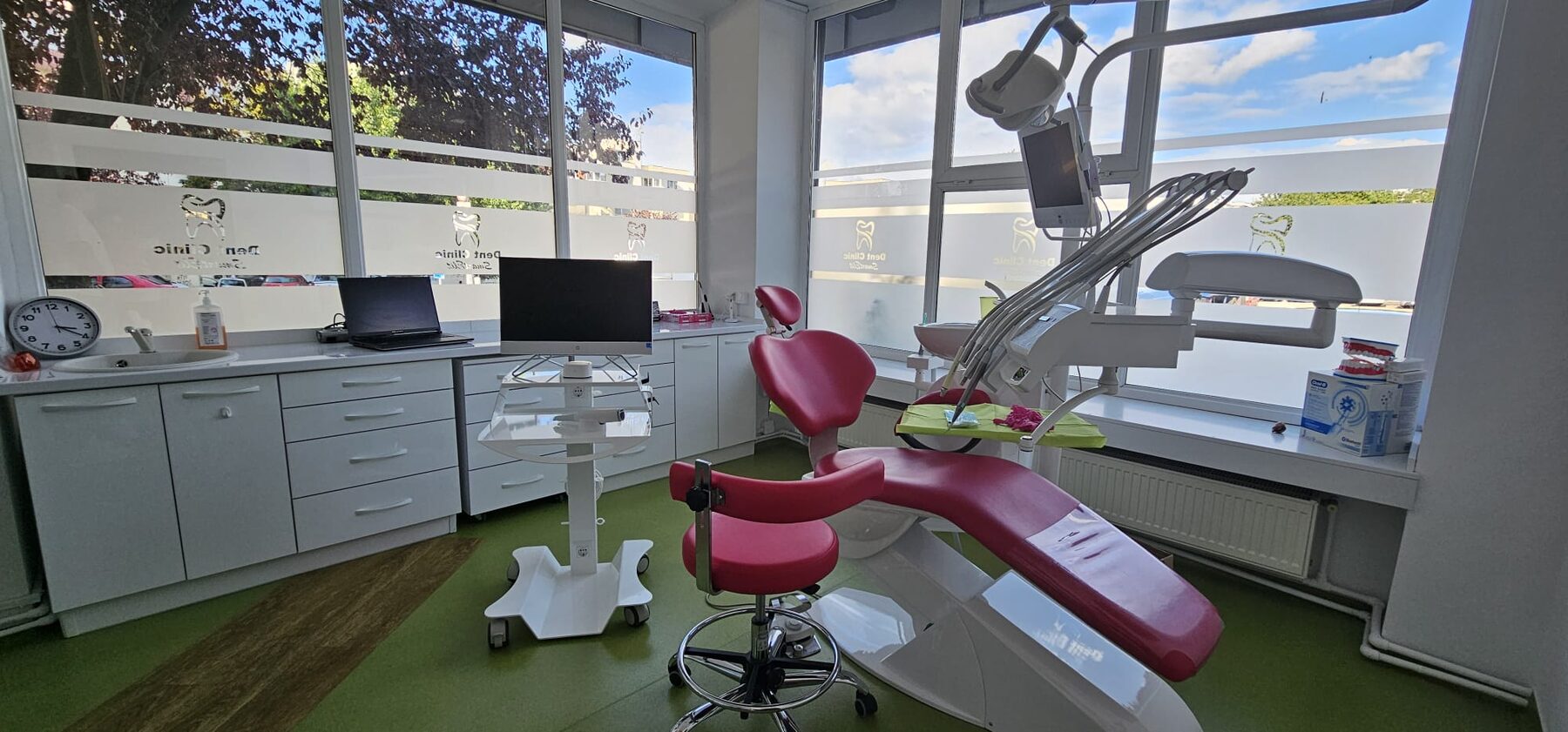 Cabinet dotat cu scanare digitală și laser dentar Dent SmartElit