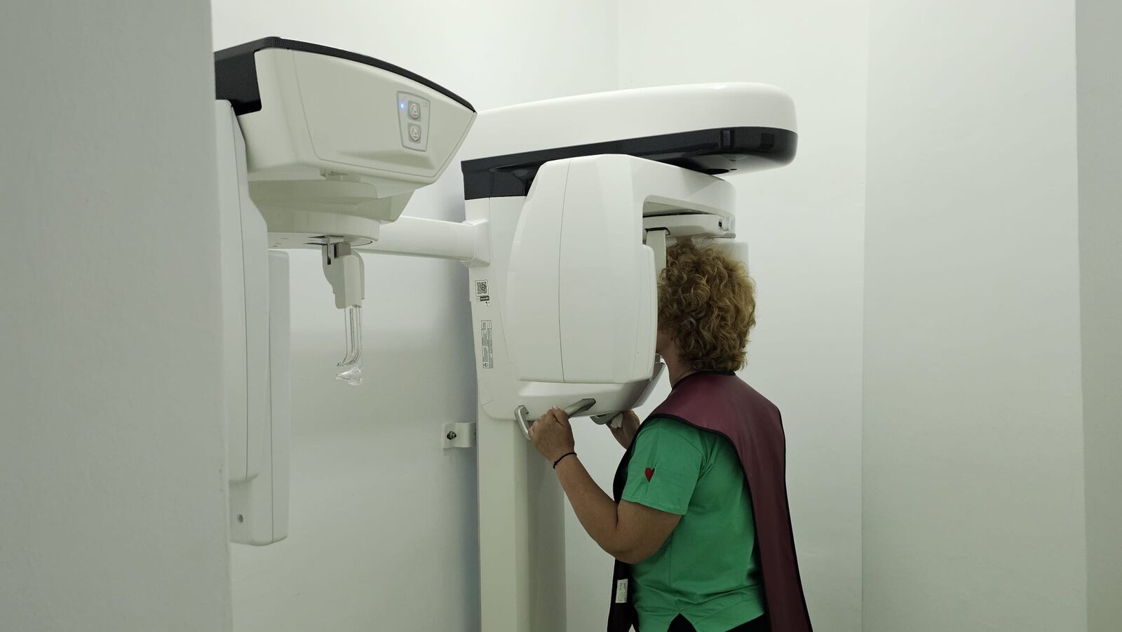 Aparat de radiologie panoramică și CBCT Dent SmartElit