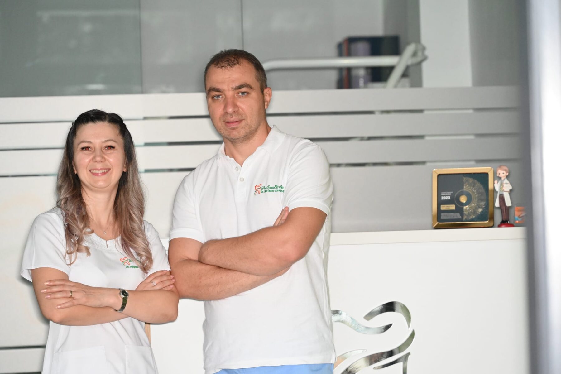 Dr. Rodica Faigher și Dr. Alexandru Munteanu — Dent SmartElit Clinic